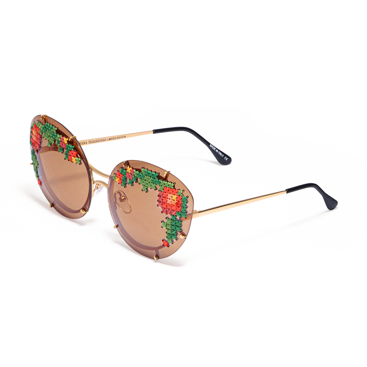 Солнцезащитные очки